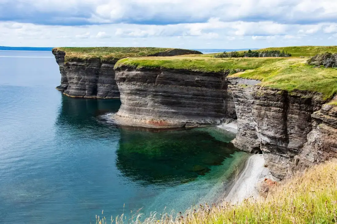 The captivating story that Earth’s ‘boring’ layered rocks tell us